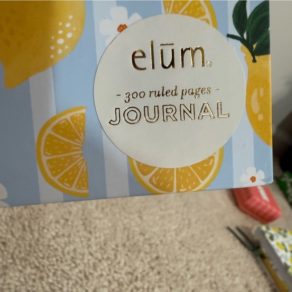 Blue and Yellow Lemon Pattern Spiral Notebook - Picture 3 of 3